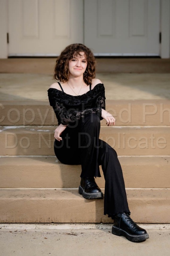 Ruby Knox Senior Portraits